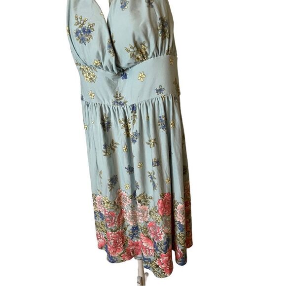 Pretty Summer Dress, size Medium - Picture 2 of 4
